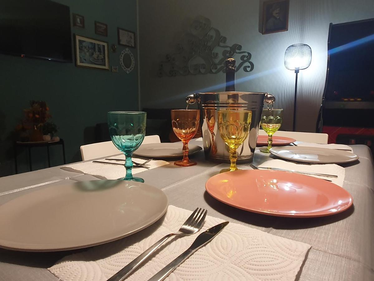 Molo - Residenza Con Accesso Diretto Al Lago Lazise Bagian luar foto